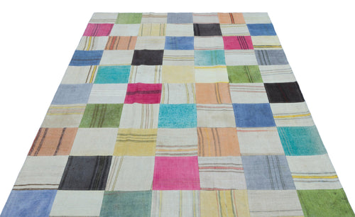 Teselya Cream Patchwork Wool Handmade Area Rug 5'2" x 7'7"