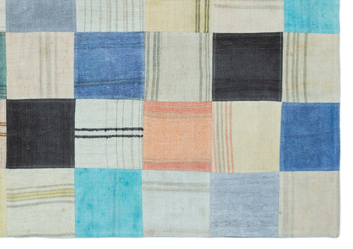 Teselya Grey Patchwork Wool Handmade Area Rug 5'5" x 7'8"