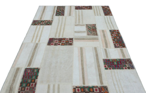 Teselya Beige Patchwork Wool Handmade Area Rug 5'3" x 7'9"