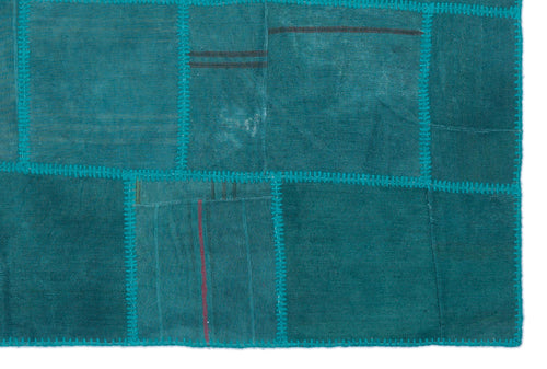 Teselya Turquoise Patchwork Wool Handmade Area Rug 4'11" x 7'5"