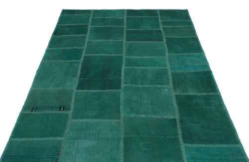 Teselya Green Patchwork Wool Handmade Area Rug 5'0" x 7'7"
