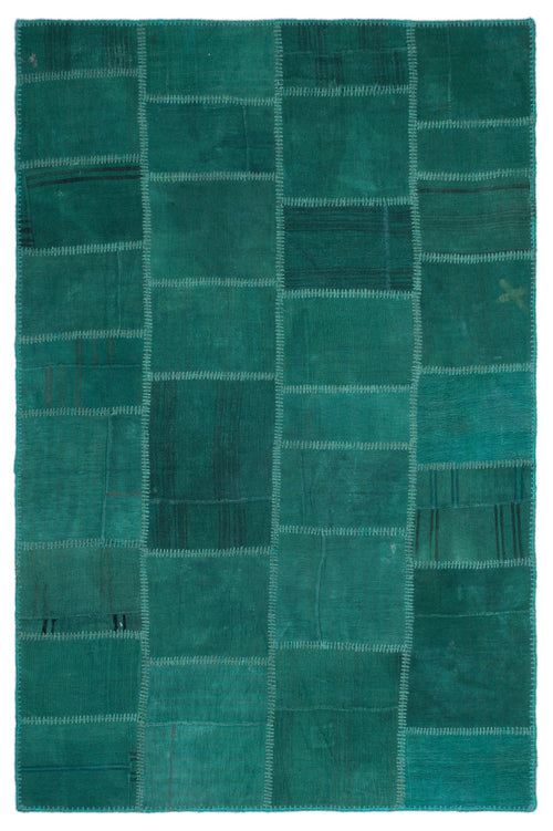 Teselya Green Patchwork Wool Handmade Area Rug 5'0" x 7'7"