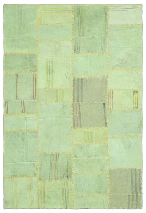 Teselya Green Patchwork Wool Handmade Area Rug 5'2" x 7'8"