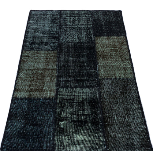 Iskece 26104 Black Patchwork Wool Handmade Area Rug 2'7" x 4'11"