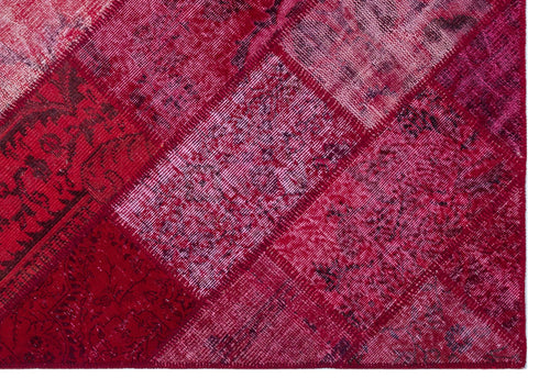 Iskece 26326 Red Patchwork Wool Handmade Area Rug 5'3" x 7'7"