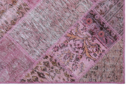 Iskece 26646 Pink Patchwork Wool Handmade Area Rug 3'11" x 5'11"