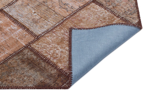 Iskece Brown Vintage Wool Handmade Area Rug 4'0" x 5'11"