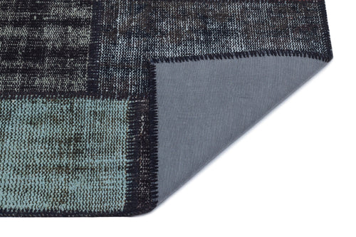 Iskece 31425 Black Patchwork Wool Handmade Area Rug 2'7" x 4'11"