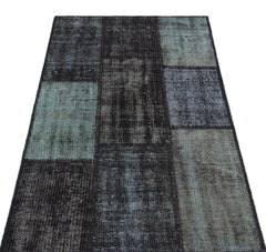 Iskece 31425 Black Patchwork Wool Handmade Area Rug 2'7" x 4'11"
