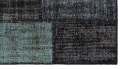 Iskece 31425 Black Patchwork Wool Handmade Area Rug 2'7" x 4'11"