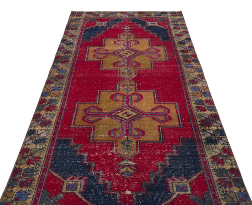 Kavala Red Classic Wool Handmade Area Rug 4'1" x 8'2"