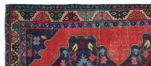 Kavala Red Classic Wool Handmade Area Rug 4'8" x 10'10"