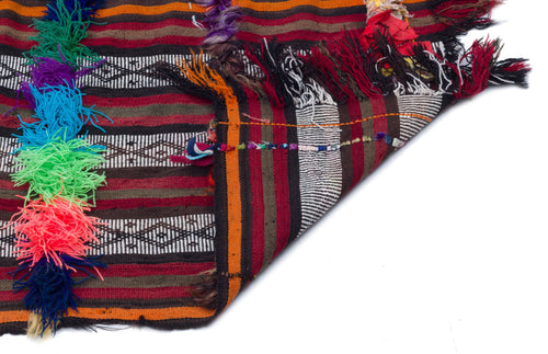 Kavala Red Classic Wool Handmade Area Rug 5'7" x 9'6"