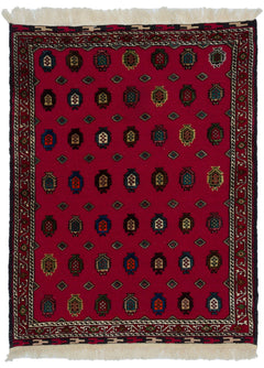 Kavala Red Classic Wool Handmade Area Rug 4'0" x 5'3"