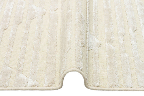 Cream Wool Area Rug - Machine Made Geometric Carpet With Soft Textured Viscose