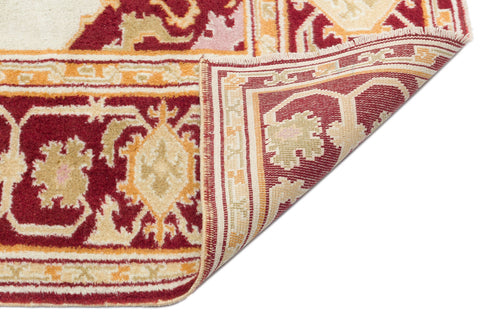 Kavala Red Classic Wool Handmade Area Rug 5'9" x 7'1"