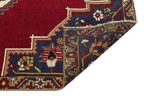 Kavala Red Classic Wool Handmade Area Rug 4'0" x 7'1"