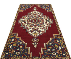 Kavala Red Classic Wool Handmade Area Rug 4'0" x 7'1"
