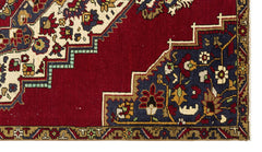 Kavala Red Classic Wool Handmade Area Rug 4'0" x 7'1"