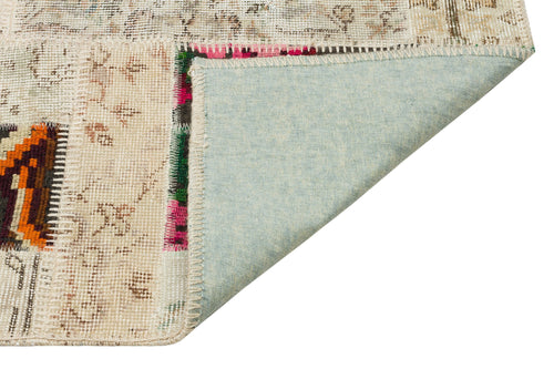 Iskece Beige Floral Wool Handmade Area Rug 5'4" x 7'8"