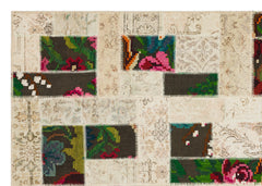 Iskece Beige Floral Wool Handmade Area Rug 5'4" x 7'8"