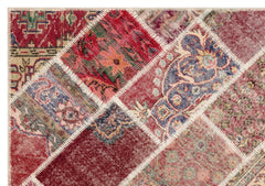 Iskece 35475 Burgundy Patchwork Wool Handmade Area Rug 5'4" x 7'7"