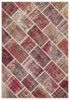 Iskece Red Patchwork Wool Handmade Area Rug 5'4" x 7'8"