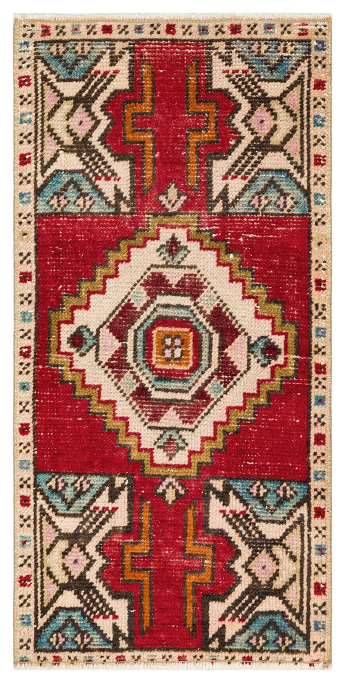 Kavala Red Classic Wool Handmade Area Rug 1'6" x 3'0"