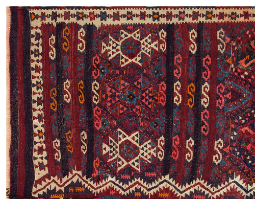 Girit Burgundy Geometric Wool Handmade Area Rug 5'2" x 6'6"