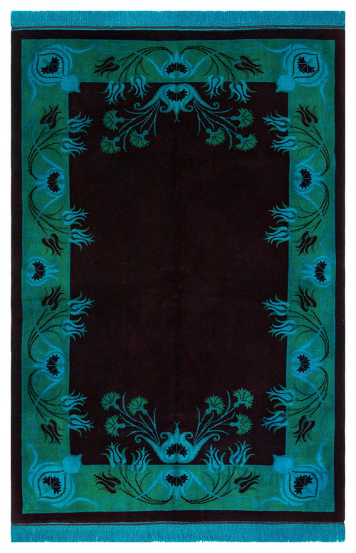 Kavala Green Classic Wool Handmade Area Rug 5'5" x 8'2"