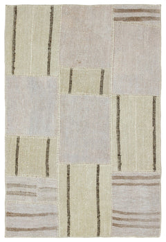 Teselya Beige Patchwork Wool Handmade Area Rug 3'10" x 5'9"