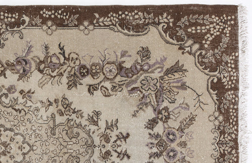 Kavala Red Classic Wool Handmade Area Rug 4'5" x 10'10"