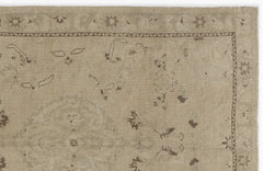 Kavala Red Classic Wool Handmade Area Rug 5'7" x 8'1"