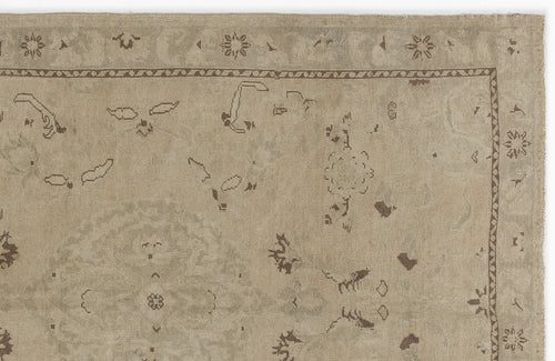 Kavala Red Classic Wool Handmade Area Rug 5'7" x 8'1"