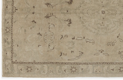 Kavala Red Classic Wool Handmade Area Rug 5'7" x 8'1"