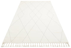 Qrendi White Geometric Machine Made Area Rug