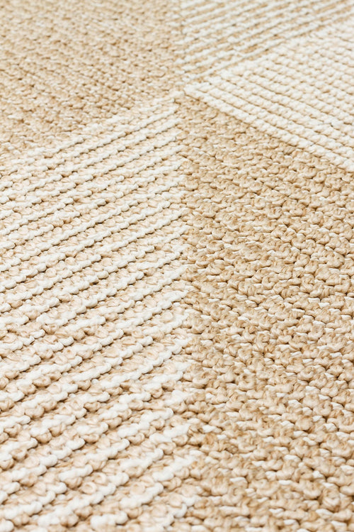 Jute Area Rug – Beige Geometric Machine Made Rug With Soft Texture