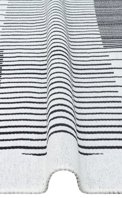 Reichenau White Geometric Cotton Kilim