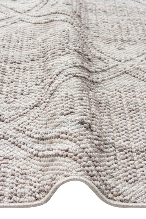 Grey Geometric Area Rug - Machine Made Rug With Soft Texture & Easy Clean