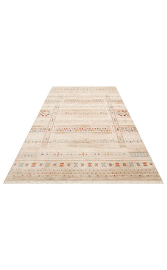 Cream Geometric Area Rug - Machine Made Rug With Soft Texture & Dust Free Design