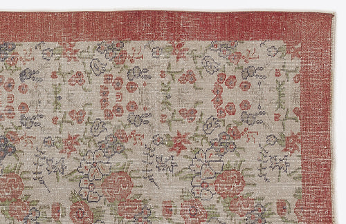 Atina Red Frame Wool Handmade Area Rug 5'5" x 9'0"