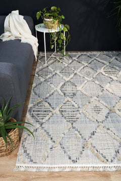 Beige Geometric Area Rug – Machine Made Cotton Yarn Carpet for Living Room