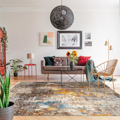 Vintage Area Rug – Machine Made Rug with Soft Pile & Overlocked Edge Brown Design