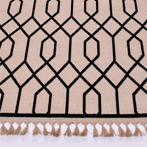 Black Geometric Area Rug - Machine Made Rug With 3mm Pile Height & Jute Weft