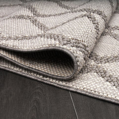 Grey Geometric Area Rug – Machine Made Polyester Rug with Durable Loop Pile