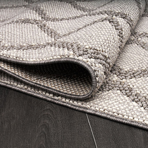 Grey Geometric Area Rug – Machine Made Polyester Rug with Durable Loop Pile