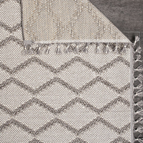 Grey Geometric Area Rug – Machine Made Polyester Rug with Durable Loop Pile