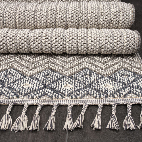 Machine Made Area Rug – Grey Geometric Polyester Carpet With Durable Loop Pile