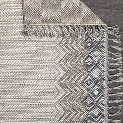 Machine Made Area Rug – Grey Geometric Polyester Carpet With Durable Loop Pile