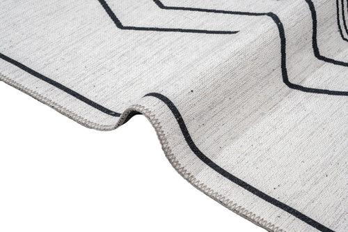 Geometric Cotton Rug – White Chenille Area Rug with Digital Print Design